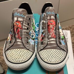 Skechers Gray and Red Embellished Sneakers